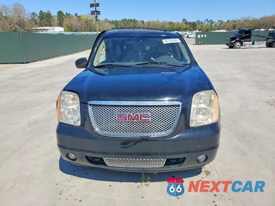 Piąte zdjęcie samochodu w środku: 2008 GMC YUKON DENALI VIN:1GKEC63868J191712 - miniatura