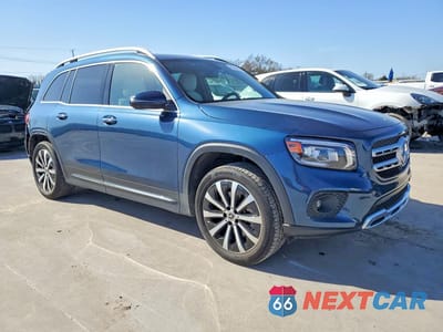 Czwarte zdjęcie samochodu z boku: 2023 MERCEDES-BENZ GLB 250 VIN:W1N4M4GB1PW302871 - miniatura