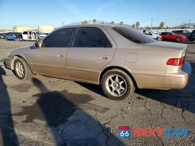 Drugie zdjęcie samochodu z przodu: 2000 TOYOTA CAMRY LE VIN:JT2BG22K9Y0454282 - miniatura
