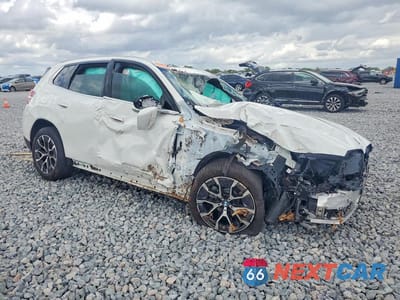 Czwarte zdjęcie samochodu z boku: 2025 BMW X3 30 XDRIVE VIN:5UX53GP0XS9Z27855 - miniatura