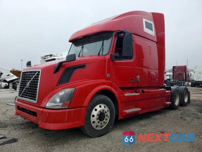 Drugie zdjęcie samochodu z przodu: 2015 VOLVO VN VNL VIN:4V4NC9EH6FN186708 - miniatura