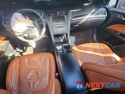 Zdjęcie 8 z 12 samochodu: 2019 FORD FUSION TITANIUM VIN:3FA6P0RU6KR148786 - miniatura