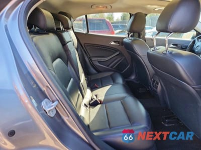 Zdjęcie 10 z 12 samochodu: 2015 MERCEDES-BENZ GLA 250 4MATIC VIN:WDCTG4GB9FJ028187 - miniatura