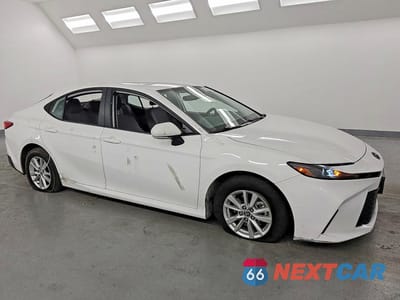 Czwarte zdjęcie samochodu z boku: 2025 TOYOTA CAMRY LE VIN:4T1DAACK1SU112234 - miniatura