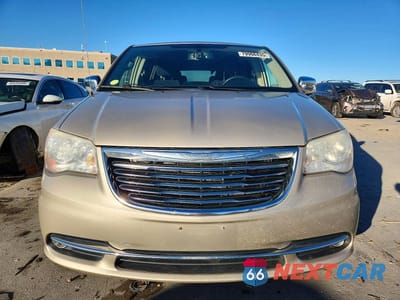 Piąte zdjęcie samochodu w środku: 2014 CHRYSLER TOWN & COUNTRY TOURING L VIN:2C4RC1CG7ER317896 - miniatura