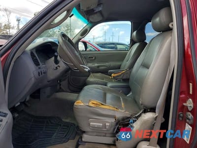 Zdjęcie 7 z 11 samochodu: 2000 TOYOTA TUNDRA LIMITED VIN:5TBRT3811YS097935 - miniatura