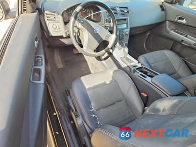 Zdjęcie 8 z 12 samochodu: 2010 VOLVO C30 T5 VIN:YV1672MK2A2181387 - miniatura