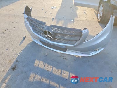 Zdjęcie 13 z 14 samochodu: 2016 MERCEDES-BENZ METRIS VIN:WD4PG2EE6G3090988 - miniatura