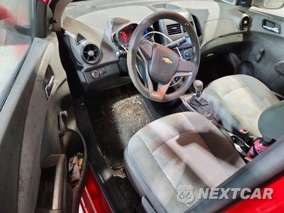 Zdjęcie 8 z 12 samochodu: 2012 CHEVROLET SONIC LS VIN:1G1JB5SH8C4121153 - miniatura