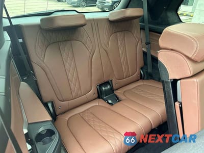 Zdjęcie 12 z 13 samochodu: 2022 BMW X7 M50I VIN:5UXCX6C00N9J47458 - miniatura