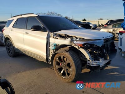 Czwarte zdjęcie samochodu z boku: 2022 FORD EXPLORER VIN:1FM5K8GC8NGA47821 - miniatura