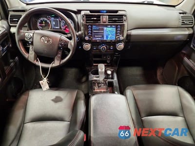 Zdjęcie 8 z 12 samochodu: 2023 TOYOTA 4RUNNER TRD OFF-ROAD PREMIUM VIN:JTERU5JR9P6135941 - miniatura