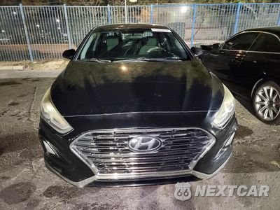 Piąte zdjęcie samochodu w środku: 2018 HYUNDAI SONATA SE VIN:5NPE24AF8JH601719 - miniatura