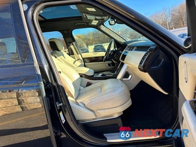 Piąte zdjęcie samochodu w środku: 2020 LAND ROVER RANGE ROVER P525 HSE VIN:SALGS2SE0LA574568 - miniatura