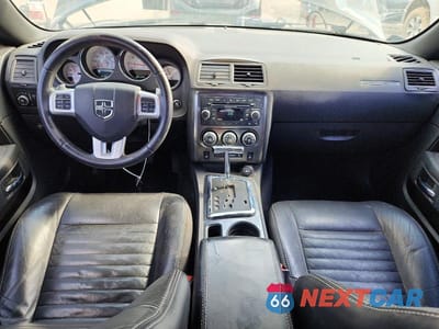 Zdjęcie 8 z 13 samochodu: 2013 DODGE CHALLENGER SXT VIN:2C3CDYAG7DH676673 - miniatura