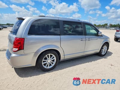 Trzecie zdjęcie samochodu z tyłu: 2020 DODGE GRAND CARAVAN SXT VIN:2C4RDGCG1LR183769 - miniatura