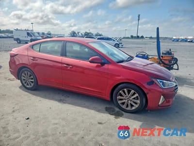 Czwarte zdjęcie samochodu z boku: 2020 HYUNDAI ELANTRA SEL VIN:5NPD84LF4LH533655 - miniatura