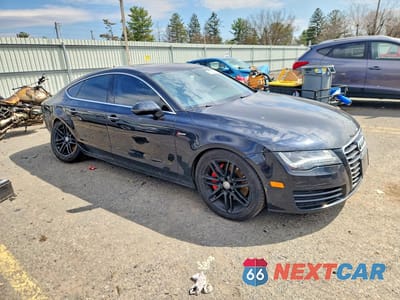 Czwarte zdjęcie samochodu z boku: 2015 AUDI A7 PREMIUM PLUS VIN:WAUWGAFCXFN011500 - miniatura