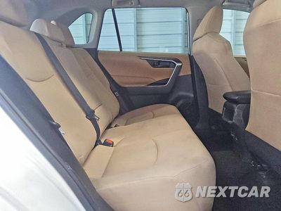 Zdjęcie 10 z 12 samochodu: 2019 TOYOTA RAV4 LE VIN:JTMH1RFV5KJ010866 - miniatura