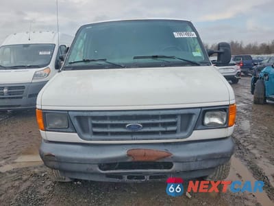 Piąte zdjęcie samochodu w środku: 2005 FORD ECONOLINE E250 VAN VIN:1FTNE24WX5HB46030 - miniatura