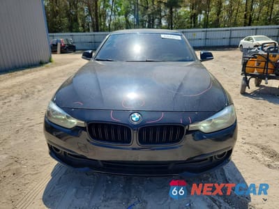 Piąte zdjęcie samochodu w środku: 2016 BMW 320 I VIN:WBA8E1G53GNT36165 - miniatura
