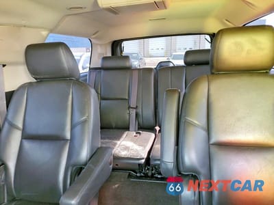 Zdjęcie 10 z 13 samochodu: 2013 GMC YUKON XL DENALI VIN:1GKS2MEF8DR182219 - miniatura
