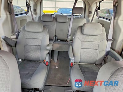 Zdjęcie 10 z 12 samochodu: 2008 CHRYSLER TOWN & COUNTRY LX VIN:2A8HR44H28R708549 - miniatura