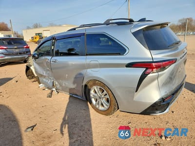 Drugie zdjęcie samochodu z przodu: 2022 TOYOTA SIENNA XSE 7-PASSENGER VIN:5TDDSKFC6NS043576 - miniatura