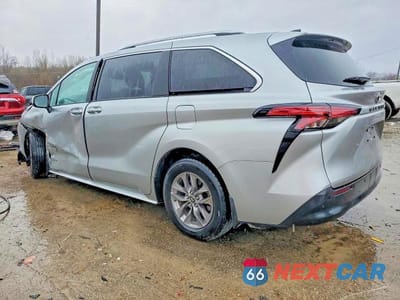 Drugie zdjęcie samochodu z przodu: 2021 TOYOTA SIENNA XLE 7-PASSENGER VIN:5TDYRKEC0MS058359 - miniatura