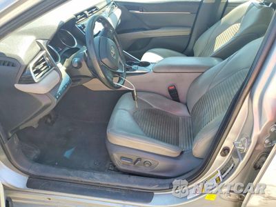 Zdjęcie 7 z 13 samochodu: 2018 TOYOTA CAMRY SE VIN:4T1B11HK1JU608536 - miniatura