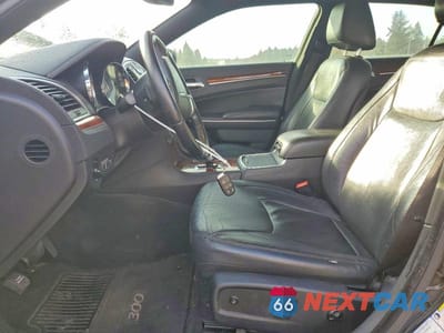 Zdjęcie 7 z 11 samochodu: 2012 CHRYSLER 300 VIN:2C3CCAAG7CH166560 - miniatura