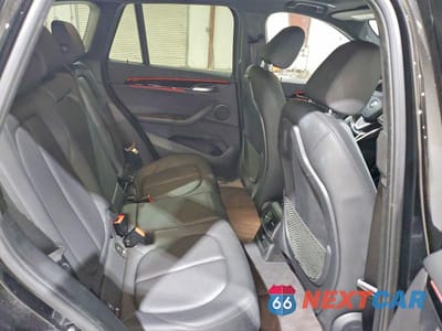 Zdjęcie 11 z 14 samochodu: 2018 BMW X1 XDRIVE28I VIN:WBXHT3C36J5L29584 - miniatura