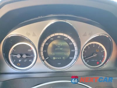 Zdjęcie 9 z 12 samochodu: 2009 MERCEDES-BENZ C 300 VIN:WDDGF54X89R054176 - miniatura