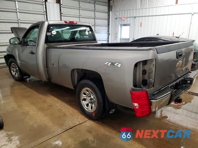 Drugie zdjęcie samochodu z przodu: 2008 CHEVROLET SILVERADO K1500 VIN:1GCEK14C88Z266870 - miniatura