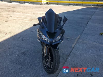 Drugie zdjęcie samochodu z przodu: 2022 KAWASAKI ZX636 K VIN:JKBZXJH15NA012223 - miniatura