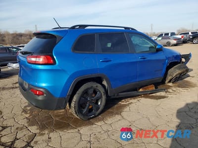 Trzecie zdjęcie samochodu z tyłu: 2018 JEEP CHEROKEE LATITUDE VIN:1C4PJMCB4JD592514 - miniatura