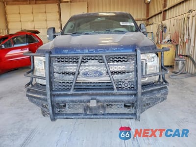 Piąte zdjęcie samochodu w środku: 2018 FORD F250 SUPER DUTY VIN:1FT7X2B61JEB36973 - miniatura