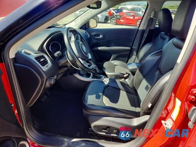 Zdjęcie 7 z 12 samochodu: 2020 JEEP COMPASS LATITUDE VIN:3C4NJDBB4LT228213 - miniatura