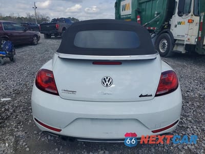 Zdjęcie 6 z 11 samochodu: 2018 VOLKSWAGEN BEETLE S VIN:3VW5DAAT5JM507156 - miniatura
