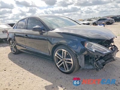 Czwarte zdjęcie samochodu z boku: 2017 AUDI A3 PREMIUM VIN:WAUAUGFFXH1039520 - miniatura
