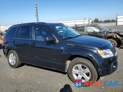 Czwarte zdjęcie samochodu z boku: 2006 SUZUKI GRAND VITARA PREMIUM VIN:JS3TE943164102000 - miniatura