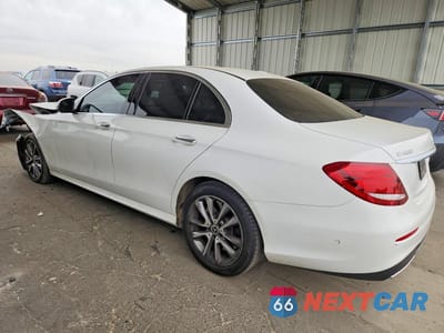 Drugie zdjęcie samochodu z przodu: 2020 MERCEDES-BENZ E 450 4MATIC VIN:WDDZF6JB6LA727821 - miniatura