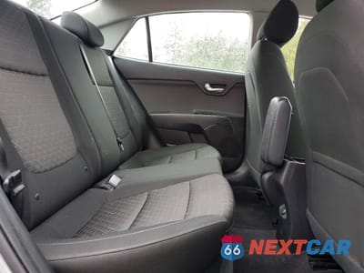 Zdjęcie 10 z 13 samochodu: 2021 KIA RIO S VIN:3KPA24AD0ME367341 - miniatura