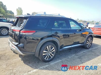 Trzecie zdjęcie samochodu z tyłu: 2022 NISSAN PATHFINDER PLATINUM VIN:5N1DR3DG1NC236061 - miniatura