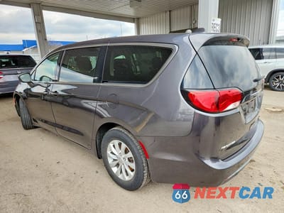 Drugie zdjęcie samochodu z przodu: 2019 CHRYSLER PACIFICA TOURING PLUS VIN:2C4RC1FG7KR541239 - miniatura