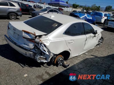 Trzecie zdjęcie samochodu z tyłu: 2018 LEXUS IS 300 BASE VIN:JTHBA1D26J5062965 - miniatura