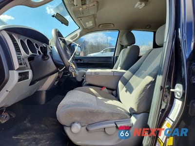 Zdjęcie 7 z 12 samochodu: 2013 TOYOTA TUNDRA GRADE VIN:5TFRY5F19DX139439 - miniatura