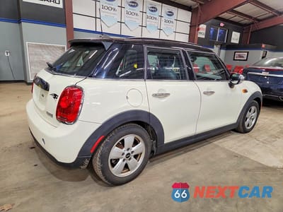 Trzecie zdjęcie samochodu z tyłu: 2016 MINI COOPER VIN:WMWXU1C55G2D10062 - miniatura