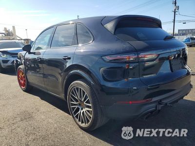 Drugie zdjęcie samochodu z przodu: 2022 PORSCHE CAYENNE VIN:WP1AA2AY0NDA06526 - miniatura