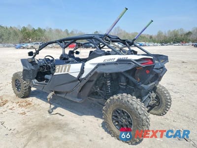 Trzecie zdjęcie samochodu z tyłu: 2024 CAN-AM MAVERICK X3 UTILITY VEHICLE VIN:3JBVMAY42RE000211 - miniatura
